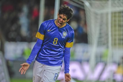 Kaká festeja su gol ante Irak.