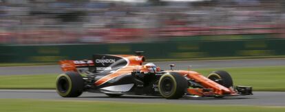 Fernando Alonso, durante los libres de este viernes.