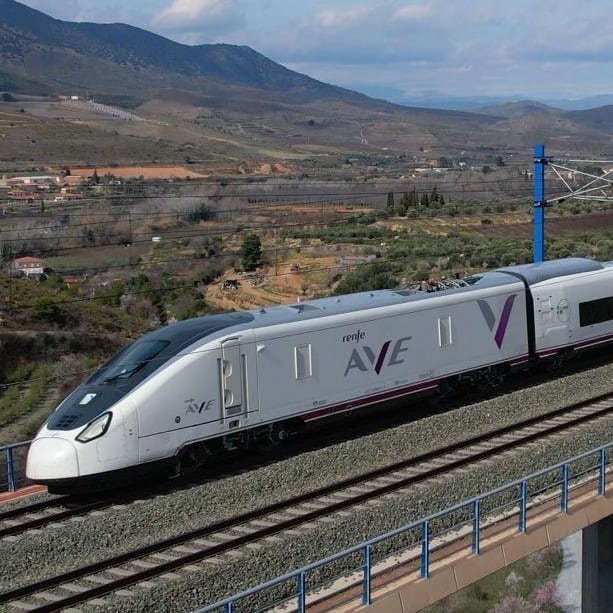 Qué pasó el 1 de enero con los trenes Avril, según el ministro: “Fue un efecto 2000 en pleno 2025″