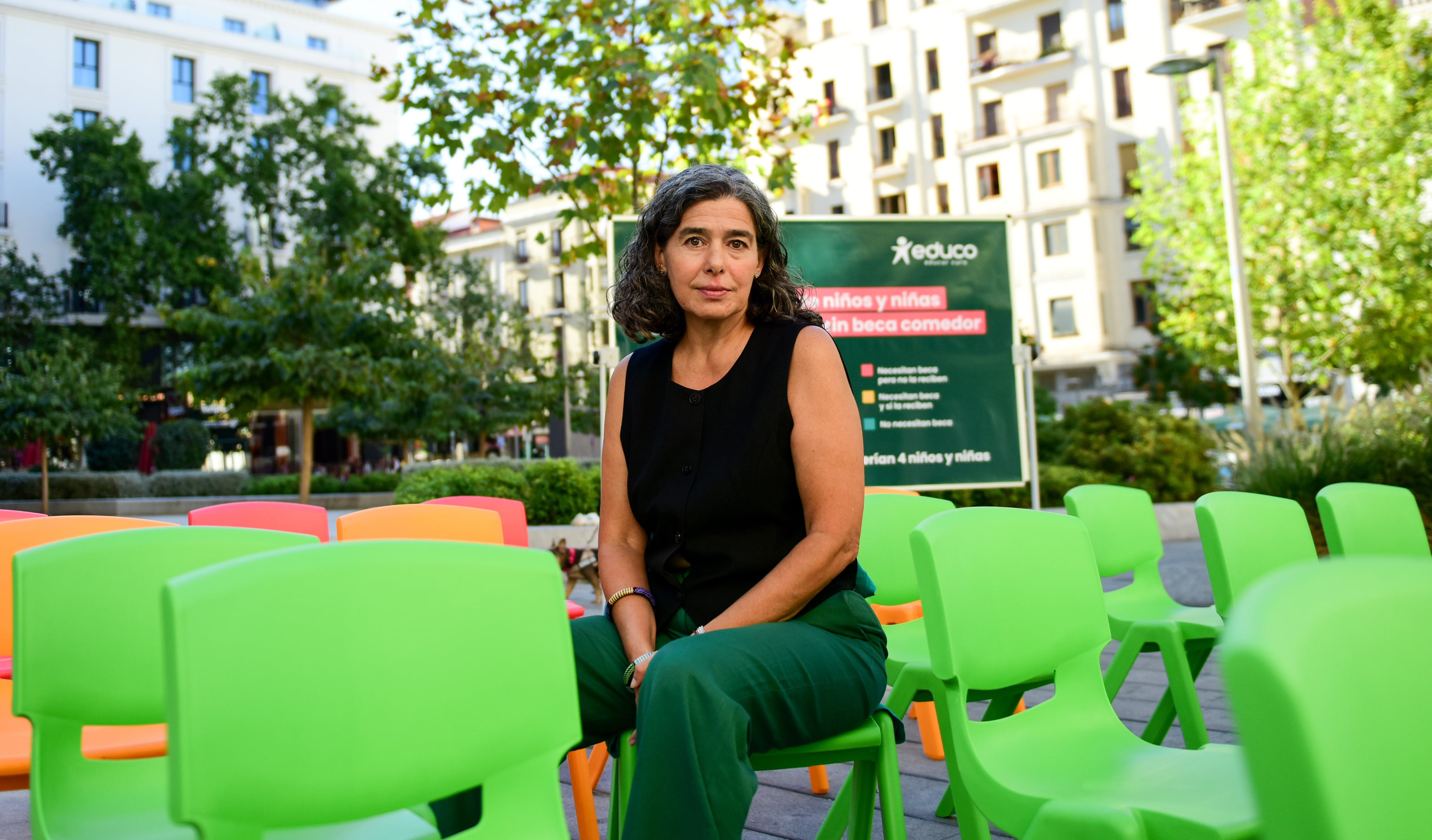 En la imagen, Pilar Orenes, portavoz de la ONG  posa en la instalación, este jueves en el centro de Madrid. 
