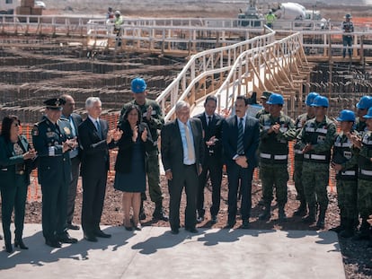 AMLO en una visita al Aeropuerto Felipe Ángeles