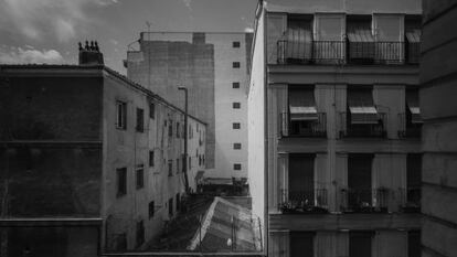 Fotograf&iacute;a perteneciente a la serie &#039;Lavapi&eacute;s, julio-agosto, 2014&#039;, de Manolo Laguillo.