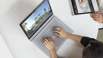 Microsoft Surface Book 2