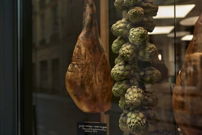 Escaparate de Fogón Ultramarinos, de París.