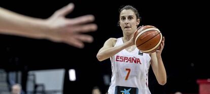 Alba Torrens durante un partido del Eurobasket.
