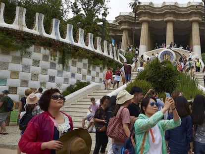 Las pernoctaciones de turistas en Barcelona se redujeron un 9,2% en el último trimestre