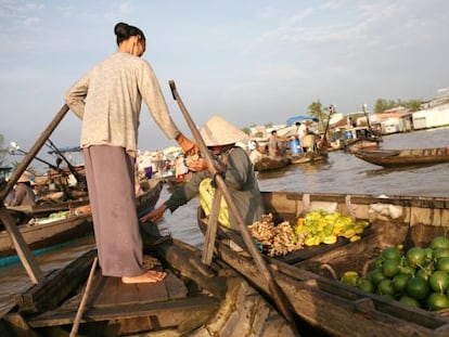 Un mercado flotante en el río Mekong, en Vietnam.