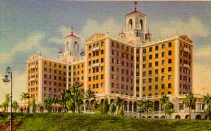 Postal del hotel Nacional en los años treinta, poco después de la inauguración del establecimiento.