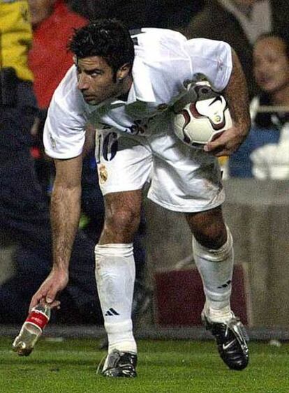 Figo, en el Camp Nou.