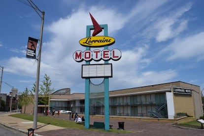 El motel Lorraine de Memphis, en el que fue asesinado Martin Luther King, fotografiado por Elvira Lindo.