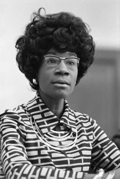 Shirley Chishom, la primera persona negra que lanzó una campaña en primarias presidenciales por uno de los dos partidos mayoritarios.