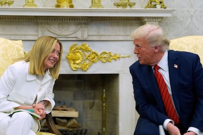 Giorgia Meloni y Donald Trump en el Despacho Oval de la Casa Blanca, este jueves.
