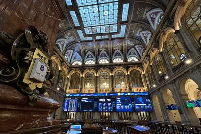 Patio de operaciones de la Bolsa de Madrid.