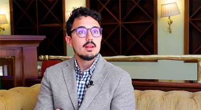 El nutricionista Carlos Ríos, durante una entrevista en youtube.