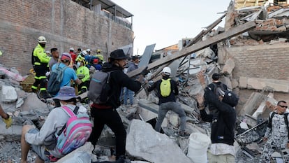 Asciende a 224 la cifra de fallecidos por el terremoto en Colombia