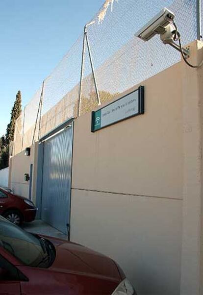 Vista de la fachada del centro de menores de Torremolinos.