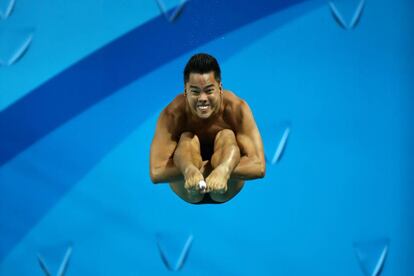 Sebasti&aacute;n Morales de Colombia compite en la prueba de salto de trampol&iacute;n de tres metros masculino, el martes 16 de agosto de 2016, en las Olimpiadas R&iacute;o 2016, en R&iacute;o de Janeiro (Brasil).