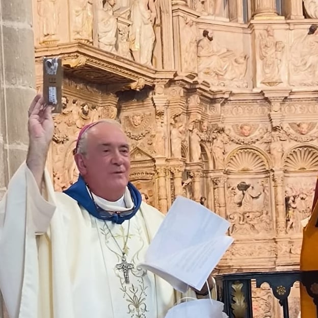 “No cedas”: las cartas de apoyo del papa Francisco al obispo de Barbastro por su pulso con el Opus Dei
