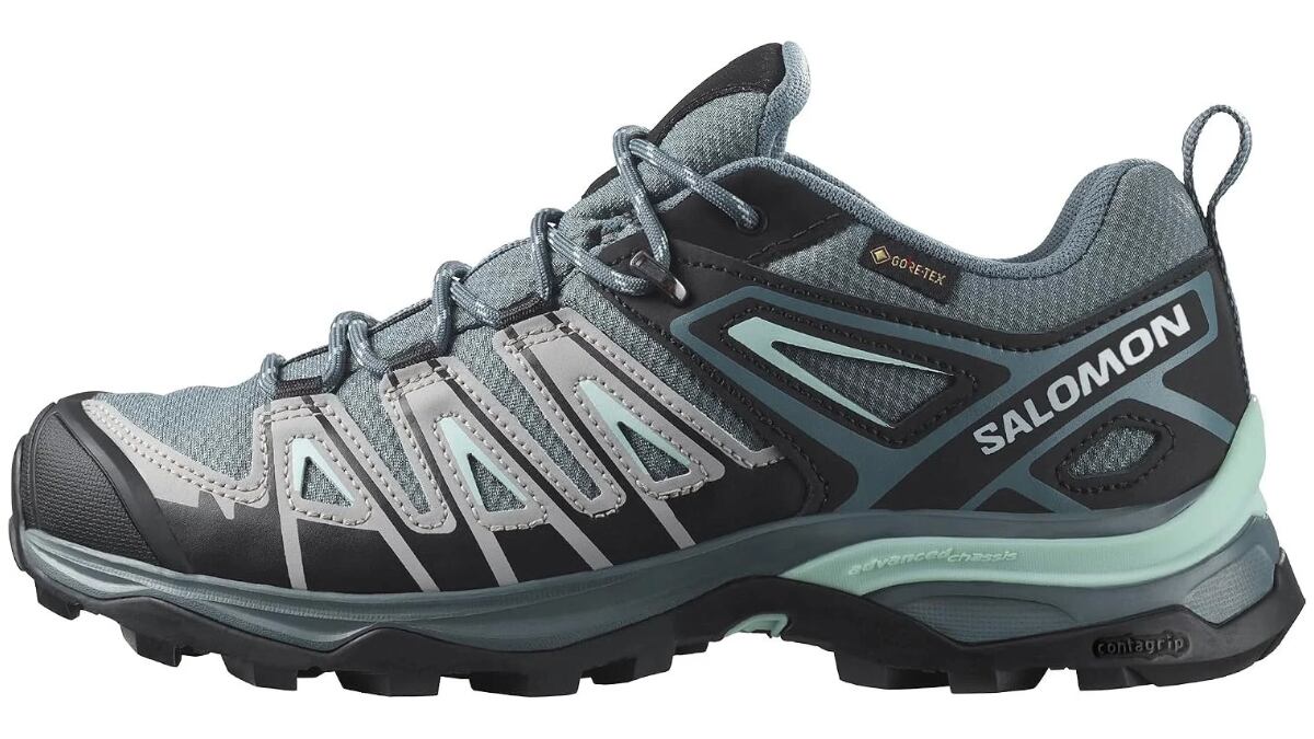 Zapatillas Gore-Tex Salomon para mujer.