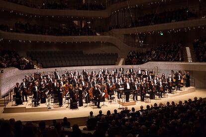 La NDR ElbPhilharmonie, una de las formaciones más destacadas de Alemania, ofrecerá la primera sinfonía de Brahms el martes 13 de febrero.