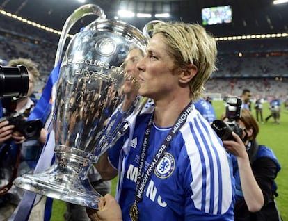 Torres, tras ganar la Liga de Campeones con el Chelsea en un partido ante el Bayern de Munich, el 19 de mayo de 2012.