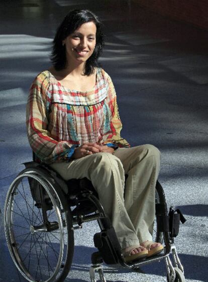 Teresa Perales, esta semana, en la estación de trenes de Atocha, Madrid.