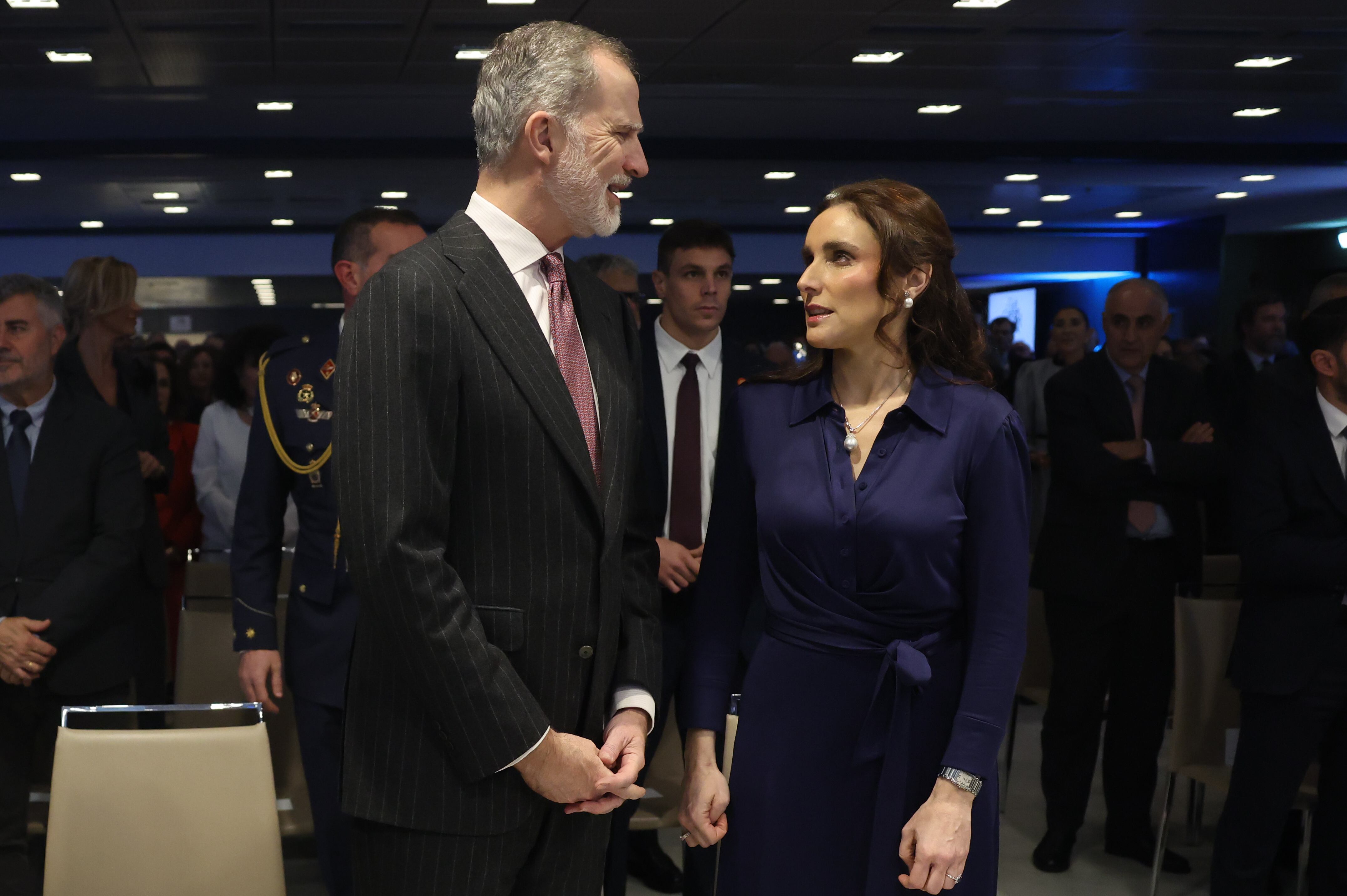 Il Re chiede rispetto per le parole e l'altro all'anniversario del Club Siglo XXI