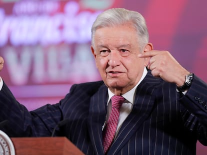 Andrés Manuel López Obrador, durante su conferencia matutina, este viernes, en Ciudad de México.