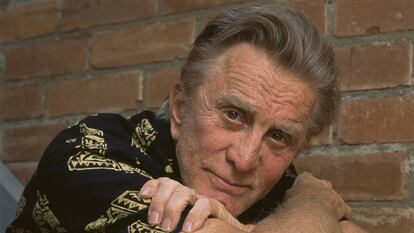 Kirk Douglas, em 1990.