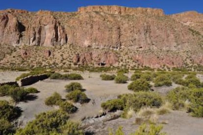 Vista exterior de la Cueva del Chileno