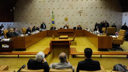 Vista general de los miembros del Tribunal Supremo de Brasil en la vig&eacute;sima sesi&oacute;n del &lsquo;caso mensal&atilde;o&rsquo;.