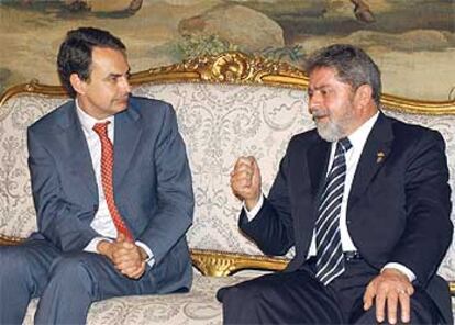 José Luis Rodríguez Zapatero y Luis Inazio <i>Lula</i> da Silva, durante la reunión que mantuvieron ayer.