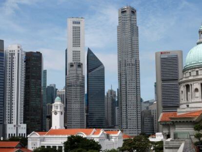 Vista de algunos rascacielos de la ciudad estado de Singapur.