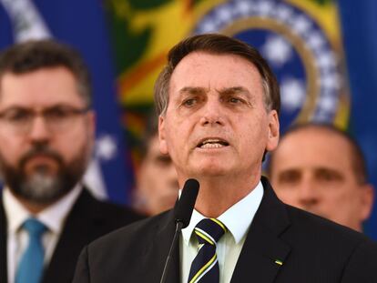 El presidente Bolsonaro comparece en Brasilia este martes para responder a las acusaciones de Moro al dimitir como ministro.