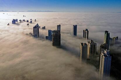 Rascacielos de la ciudad de Curitiba (Brasil), en abril de 2020.