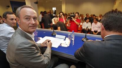 El presidente del PP valenciano, Alberto Fabra, en el comit&eacute; ejecutivo regional celebrado este viernes.