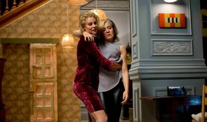 Belén Rueda y María Pujalte, en el filme.