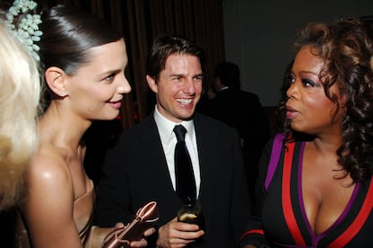 Katie Holmes, Tom Cruise y Oprah Winfrey en la fiesta post-Oscars de Vanity Fair en 2007.