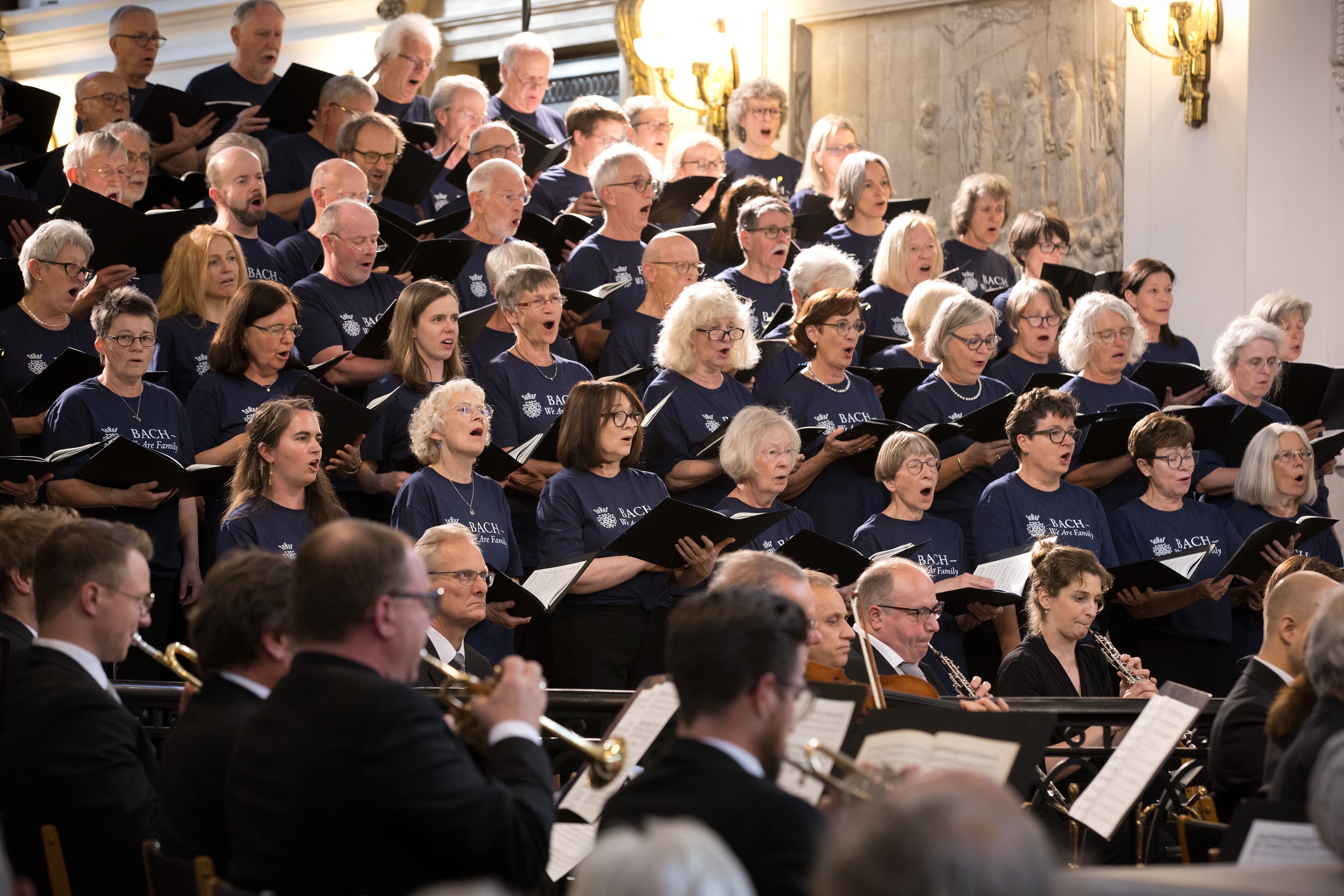 El Coro Bach de Berna, durante su actuación en la Nikolaikirche, el lunes por la tarde.