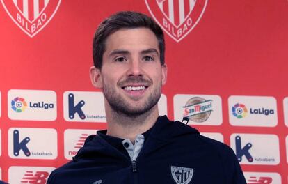 &Iacute;&ntilde;igo Mart&iacute;nez en su presentaci&oacute;n con el Athletic. 