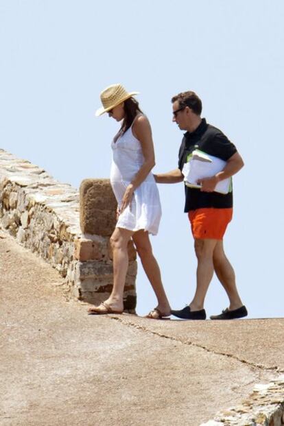 Carla Bruni junto a Nicolas Sarkozy en la Costa Azul.