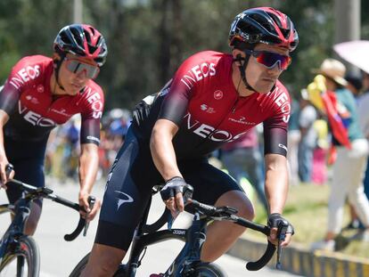 El colombiano Egan Bernal y el ecuatoriano Richard Carapaz, del Ineos. 