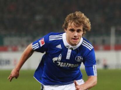 Pukki, durante un partido con el Schalke.