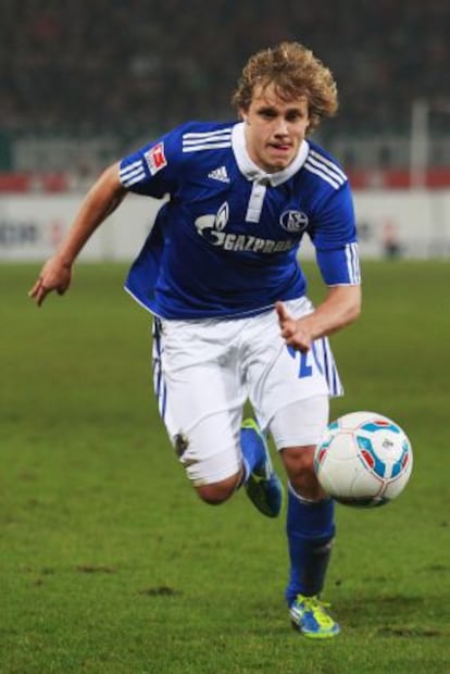 Pukki, durante un partido con el Schalke.