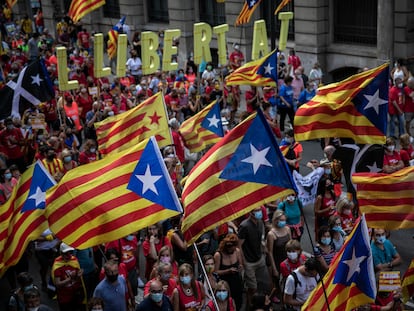 La manifestación de la Diada, en la Via Laietana de Barcelona.