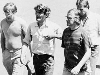 Los periodistas Koos Koster, Jan Kuiper, Joop Willemse y Hans ter Laag, asesinados por militares el 17 de marzo de 1982.