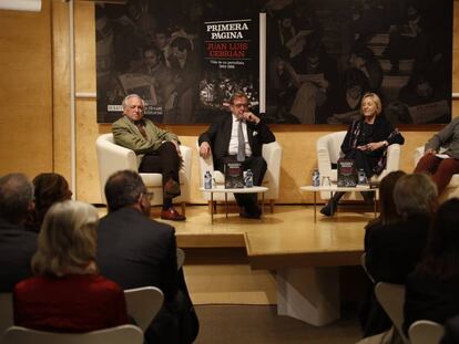 De izquierda a derecha, Jos&eacute; &aacute;lvarez Junco, Juan Luis Cebri&aacute;n, Soledad Puertolas y Carles Francino, durante la presentacion del libro de Cebri&aacute;n.