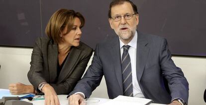 Cospedal y Rajoy, este lunes, durante la junta directiva nacional del PP.