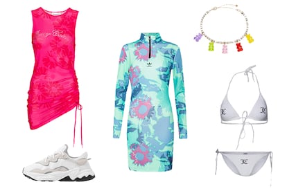 De izq. a dcha.: vestido informal (45,45 €) de Juicy Couture, zapatillas Ozweego (89,95 €) de Adidas Originals, vestido ligero (42,45 €) de Adidas Originals, tobillera (14,95 €) de Aldo y bikini (64,95 €) de Juicy Couture.