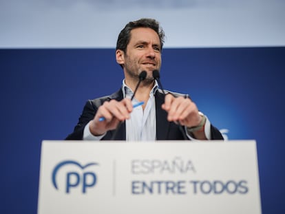 El portavoz del comité de campaña del PP, Borja Sémper, durante una rueda de prensa posterior a la reunión del comité de dirección del Partido Popular, el pasado 13 de febrero en Madrid.